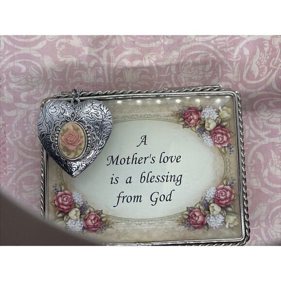 Heart Silver Locket Mauve Roses Necklace Photo Bride Mother bridal wedding Mom - Picture 2 of 16